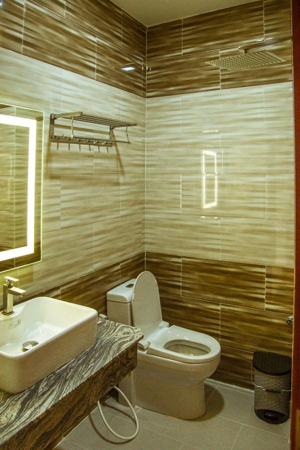 Vinh Loc Hotel 3*